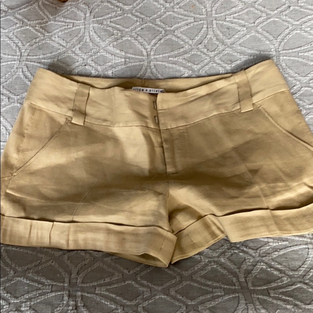 Alice and Olivia Ladies Cropped Shorts